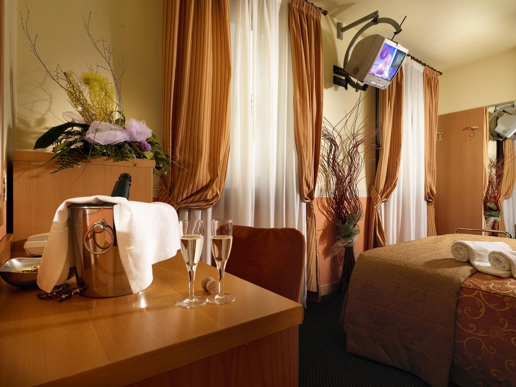 Hotel & Residence Roma Camposampiero Eksteriør billede